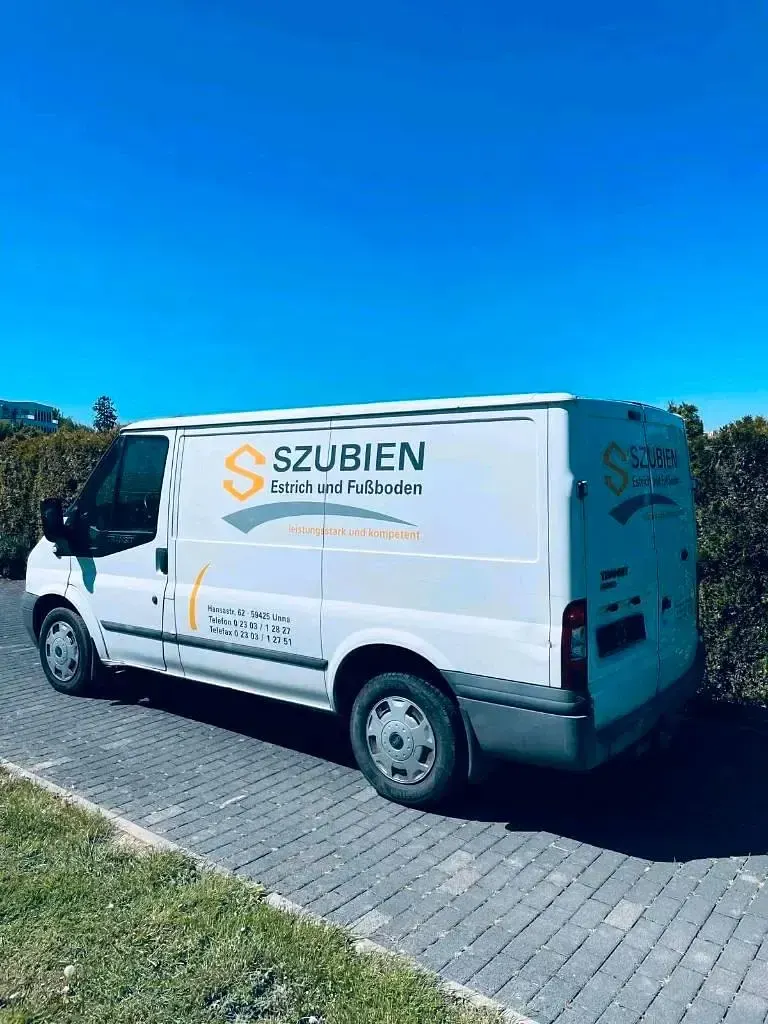 Gebraucht Ford Transit 140 PS (102 kW) 2012 Weiß Van