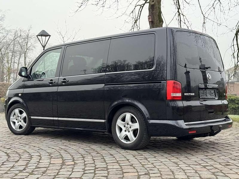 Gebraucht VW Multivan Highline 179 PS (131 kW) 2011 Van