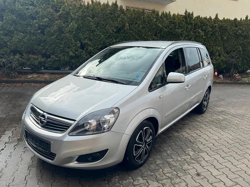 Gebraucht Opel Zafira 125 PS (91 kW) 2014 Silber Van / Kleinbus
