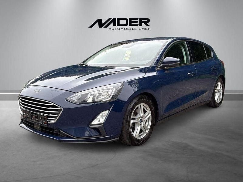 Blau Gebraucht 2020 Ford Focus Cool & Connect Limousine | 11.990 € (Fairer Preis) - Bild 1/4