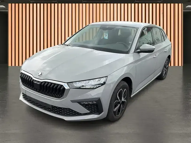 Usata Skoda Scala Selection 116 CV (85 kW) 2025 Grigio Utilitaria
