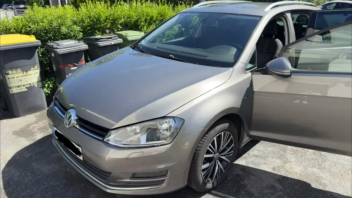 Gebraucht VW Golf VII Comfortline 110 PS (80 kW) 2016 Silber Kombi