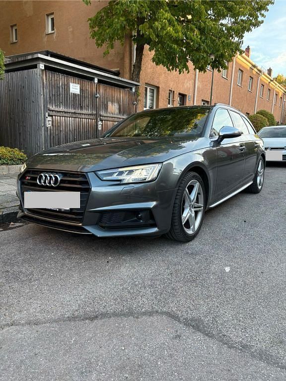 Grau Gebraucht 2017 Audi S4 Ambiente Kombi | 30.950 € (Guter Preis) - Bild 1/4