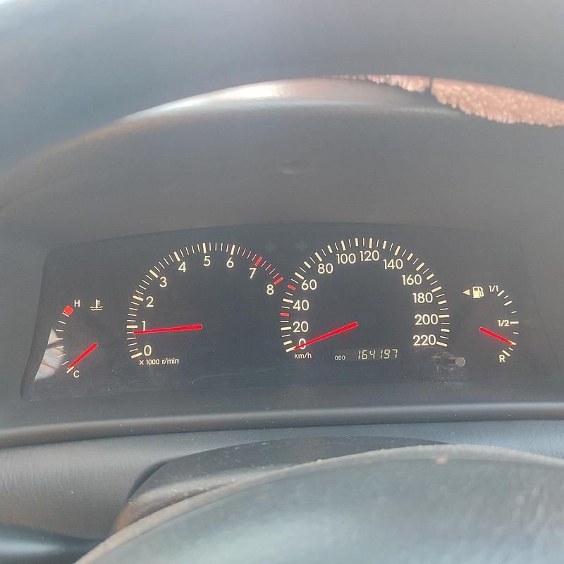 Gebraucht Toyota Corolla 96 PS (70 kW) 2002 Silber Kleinwagen