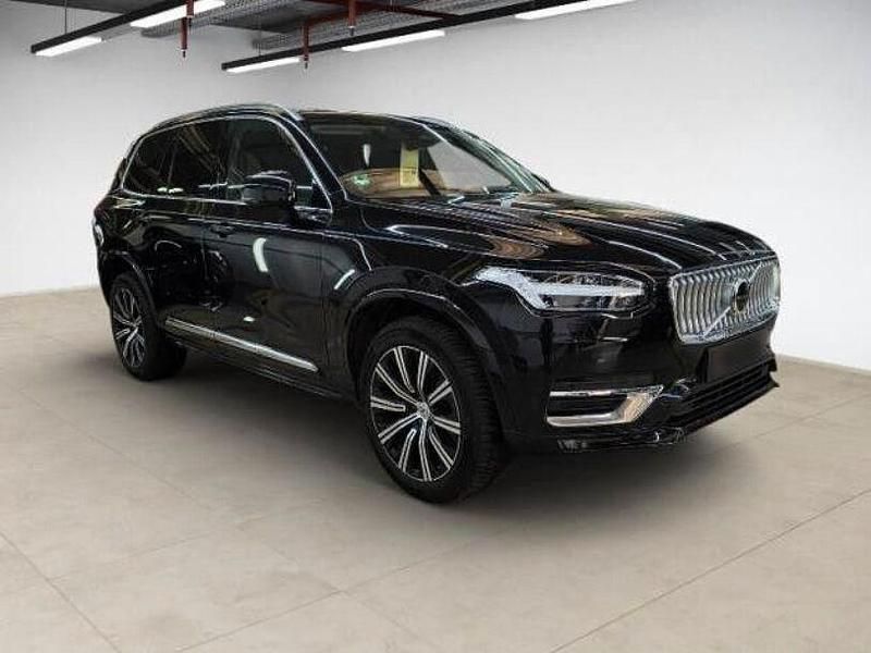Gebraucht Volvo XC90 Plus 235 PS (172 kW) 2023 Onyx black metallic (metallic) SUV