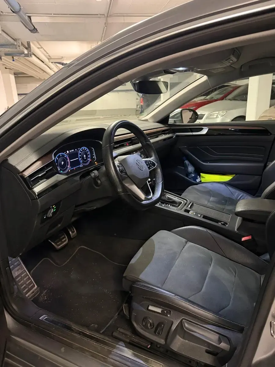 Używany VW Arteon Elegance 150 KM (110 kW) 2021 Srebrny Kombi