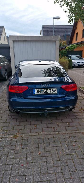 Gebraucht Audi A5 Sportback Design 230 PS (169 kW) 2016 Blau Kleinwagen