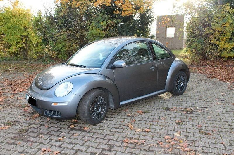 Gebraucht VW New Beetle 75 PS (55 kW) 2006 Grau Kleinwagen