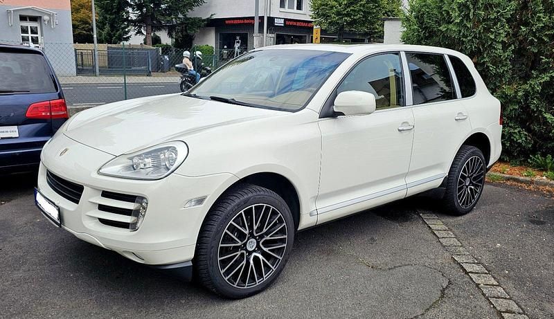 Weiß Gebraucht 2010 Porsche Cayenne SUV | 19.500 € - Bild 1/4