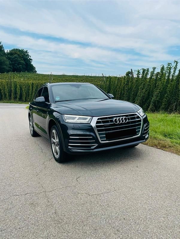 Grau Gebraucht 2017 Audi Q5 S-Line SUV | 29.999 € (Etwas zu teuer) - Bild 1/4