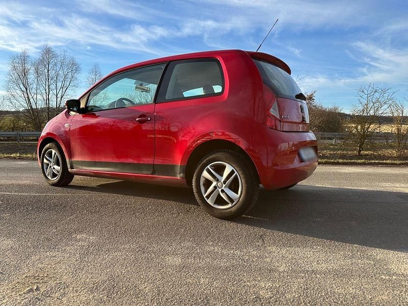 Gebraucht Seat Mii Style 75 PS (55 kW) 2012 Rot Kleinwagen