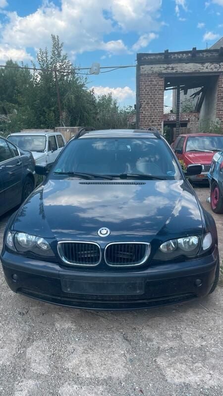 Blau Gebraucht 2004 BMW 320 Kombi | 800 € (Fairer Preis) - Bild 1/4