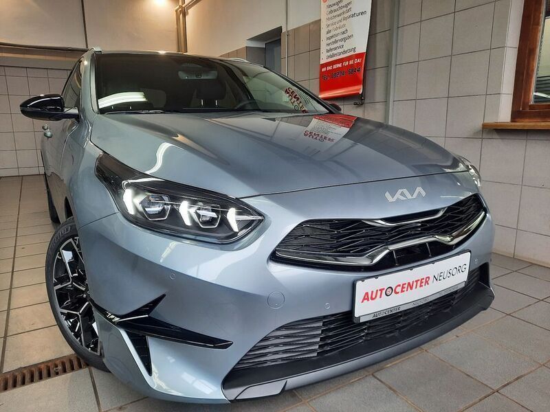 Other Neu 2025 Kia Ceed Sportswagon Kombi | 24.800 € - Bild 1/4
