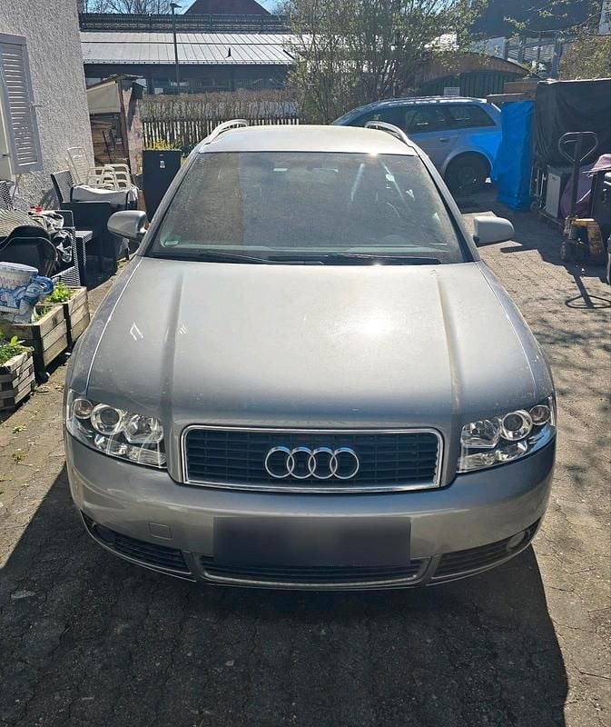 Gebraucht Audi A4 130 PS (95 kW) 2004 Grau Kombi
