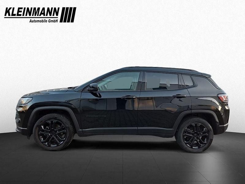 Gebraucht Jeep Compass Night Eagle 131 PS (96 kW) 2023 Solid black SUV