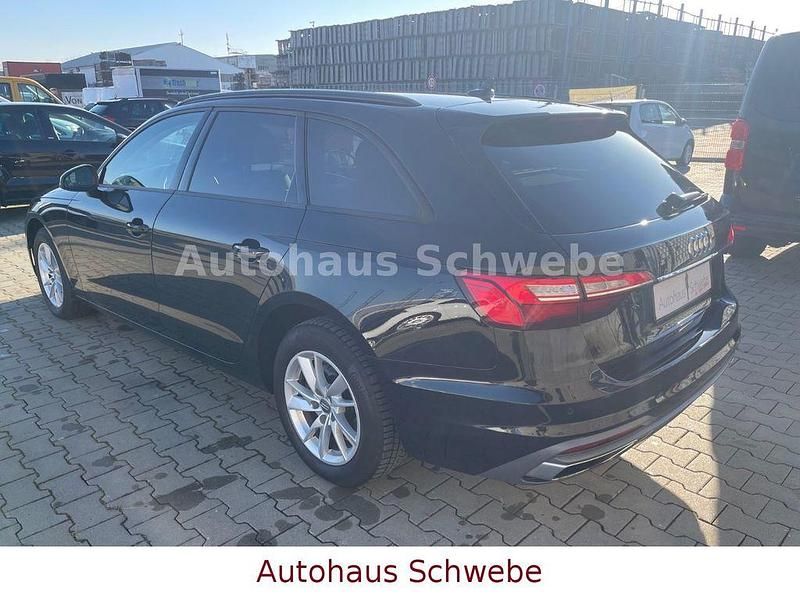 Używany Audi A4 Advanced 136 KM (100 kW) 2020 Czarny Kombi