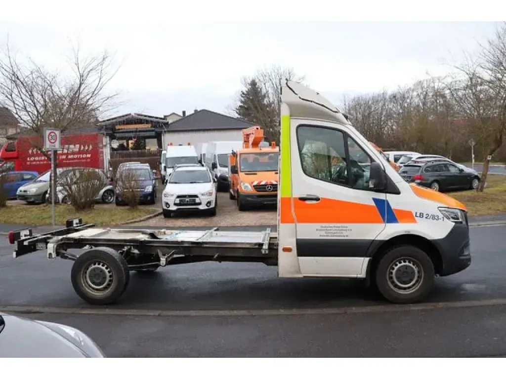 Gebraucht Mercedes Sprinter 163 PS (119 kW) 2020 Reinweiß Van