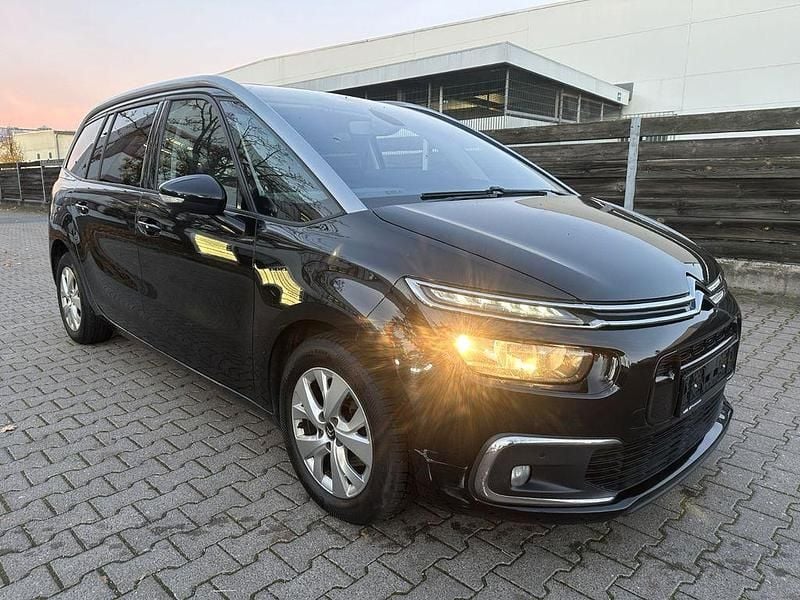 Gebraucht Citroën C4 120 PS (88 kW) 2018 Schwarz Limousine