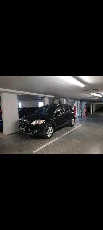 Schwarz Gebraucht 2012 Ford Kuga SUV | 6.750 € (Fairer Preis) - Bild 1/4
