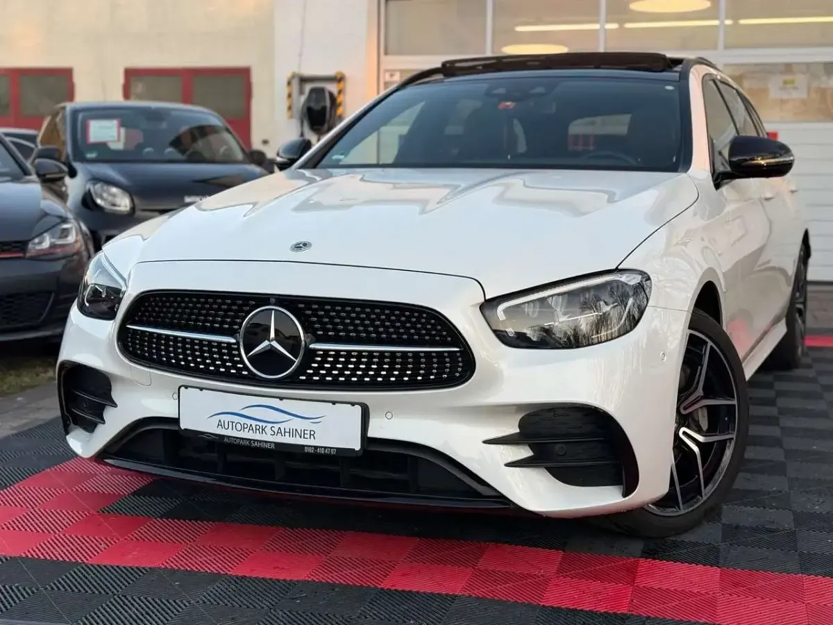 Gebraucht Mercedes E450 AMG 367 PS (269 kW) 2022 Diamantweiss Kombi
