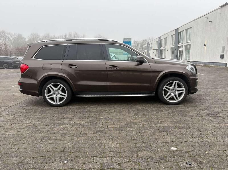 Gebraucht Mercedes GL350 AMG line 258 PS (189 kW) 2014 Braun SUV