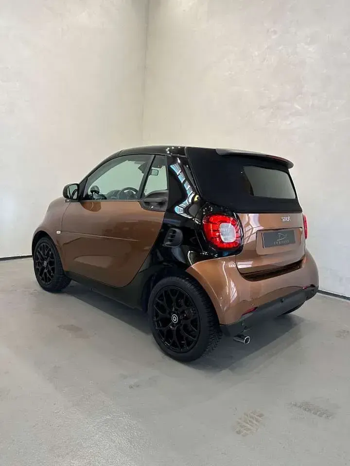 Gebraucht Smart ForTwo Cabrio Passion 90 PS (66 kW) 2017 Blau Cabrio
