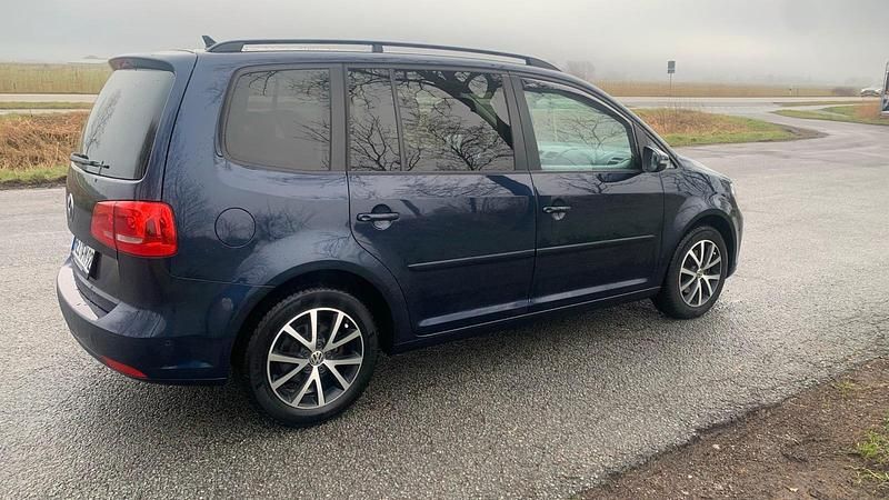 Blau Gebraucht 2013 VW Touran Van / Kleinbus | 7.100 € (Fairer Preis) - Bild 1/4
