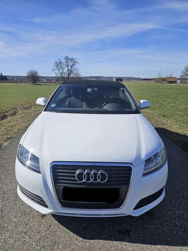 Gebraucht Audi A3 Cabriolet Attraction 102 PS (75 kW) 2009 Weiß Cabrio