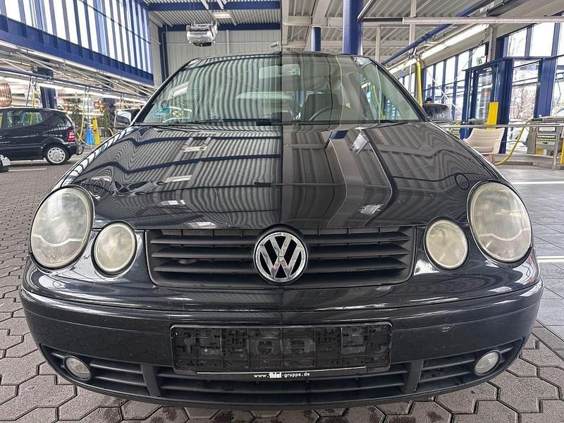 Gebraucht VW Polo Highline 75 PS (55 kW) 2003 Schwarz Limousine