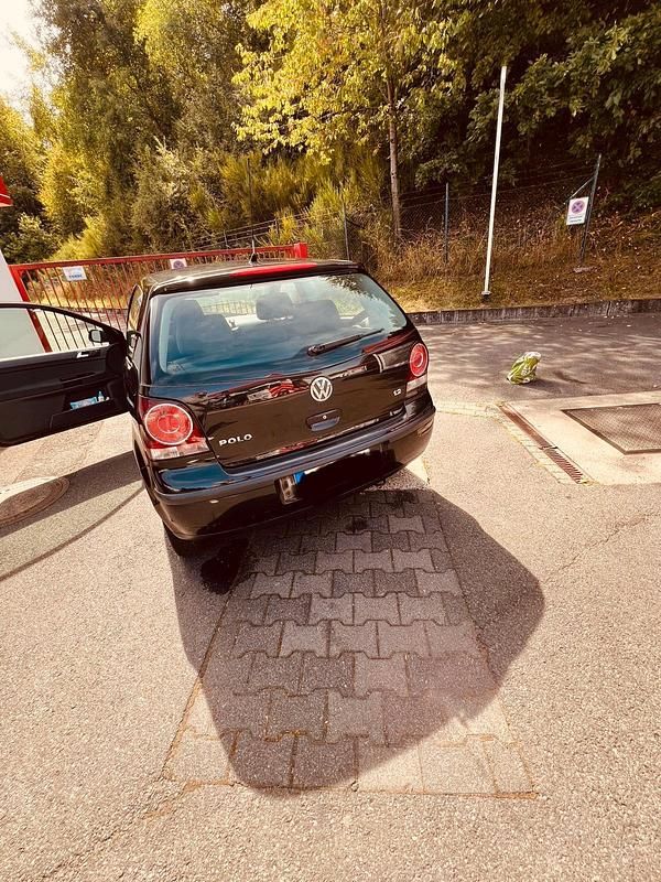 Gebraucht VW Polo 54 PS (39 kW) 2005 Schwarz Kleinwagen