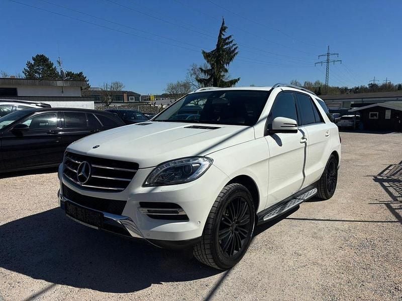Gebraucht Mercedes ML350 258 PS (189 kW) 2013 Weiß SUV