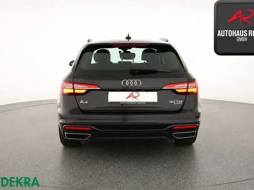 Gebraucht Audi A4 S-Line 204 PS (150 kW) 2023 Schwarz Kombi