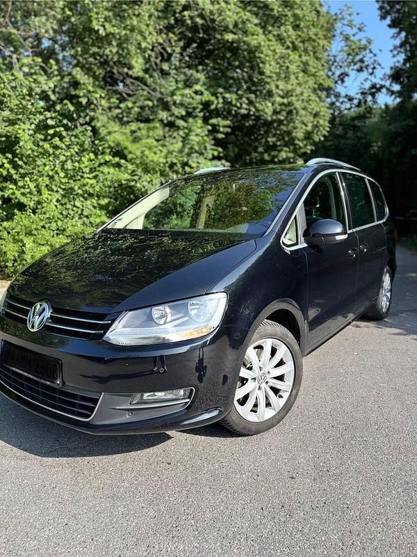 Gebraucht VW Sharan Highline 140 PS (102 kW) 2011 Schwarz Van / Kleinbus