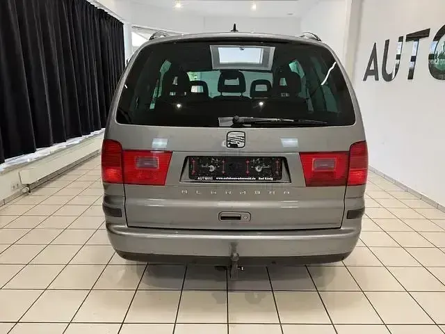 Używany Seat Alhambra 116 KM (85 kW) 2007 Szary Minivan