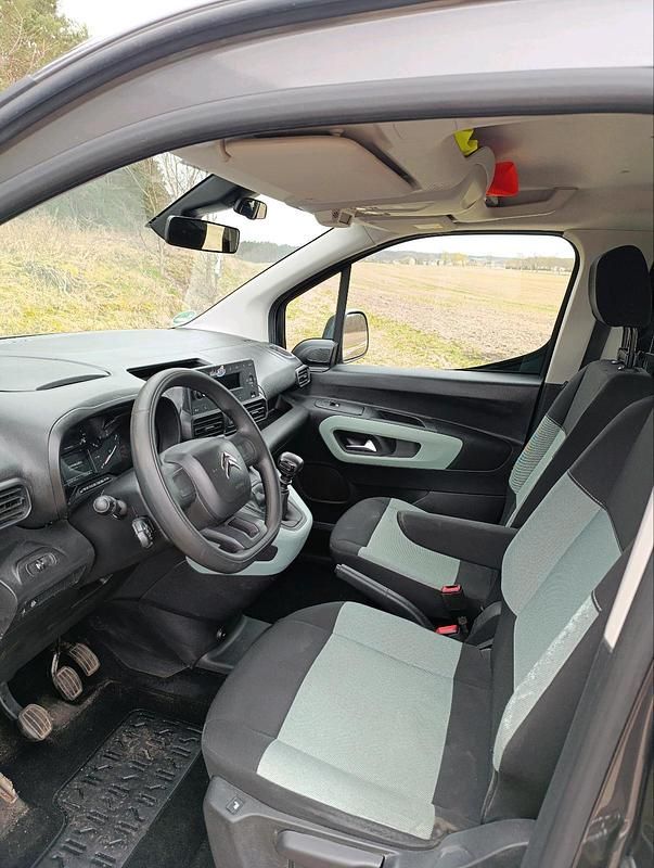 Gebraucht Citroën Berlingo Live 110 PS (80 kW) 2019 Grau Van / Kleinbus