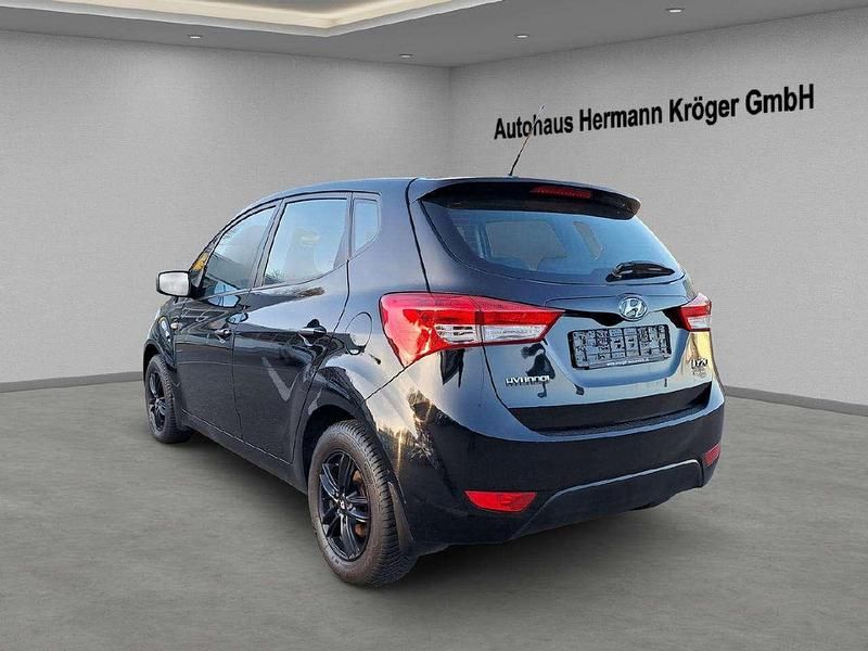 Gebraucht Hyundai ix20 Classic 90 PS (66 kW) 2012 Schwarz Kleinwagen