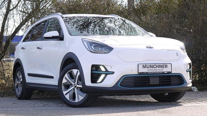 Gebraucht Kia Niro Spirit 150 kW (204 PS) 2020 Weiß SUV