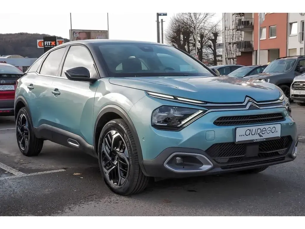 Gebraucht Citroën C4 Shine 131 PS (96 kW) 2023 Blau Limousine