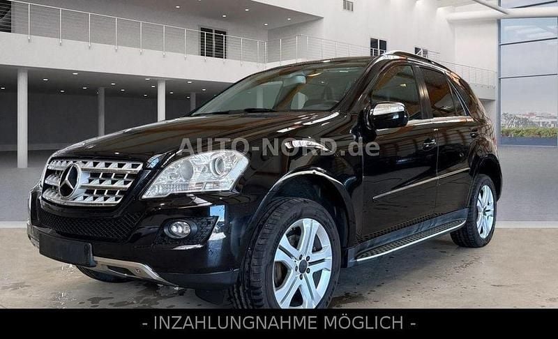 Second-hand Mercedes ML280 190 CP (139 kW) 2009 Negru SUV