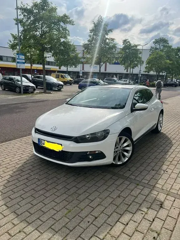 Gebraucht VW Scirocco 122 PS (89 kW) 2010 Weiß Coupé