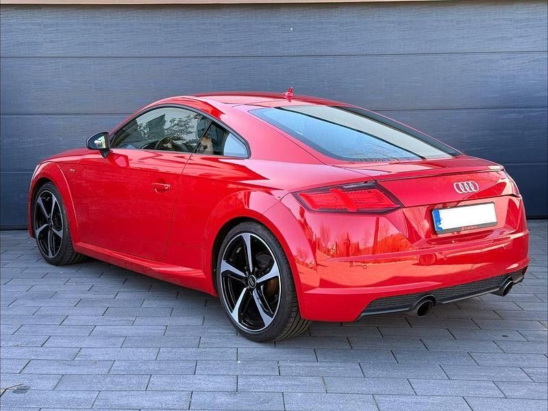 Gebraucht Audi TT S-Line 179 PS (131 kW) 2016 Rot Coupé