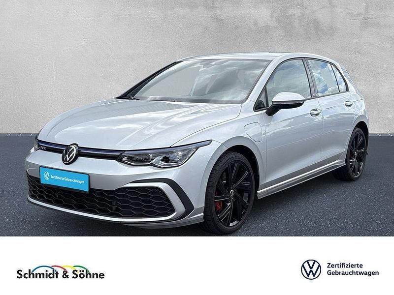 Silber metallic Gebraucht 2022 VW Golf VIII GTE Limousine | 22.595 € (Fairer Preis) - Bild 1/4