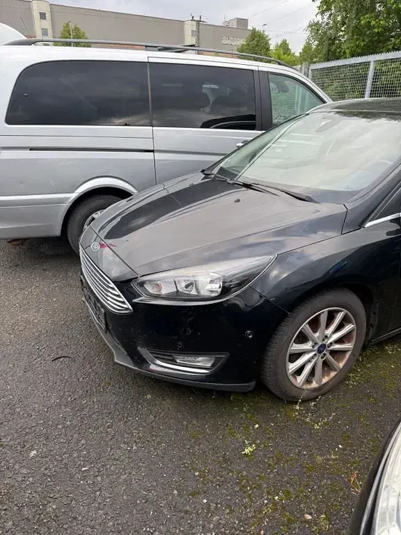 Usata Ford Focus Titanium 125 CV (91 kW) 2015 Nero Berlina