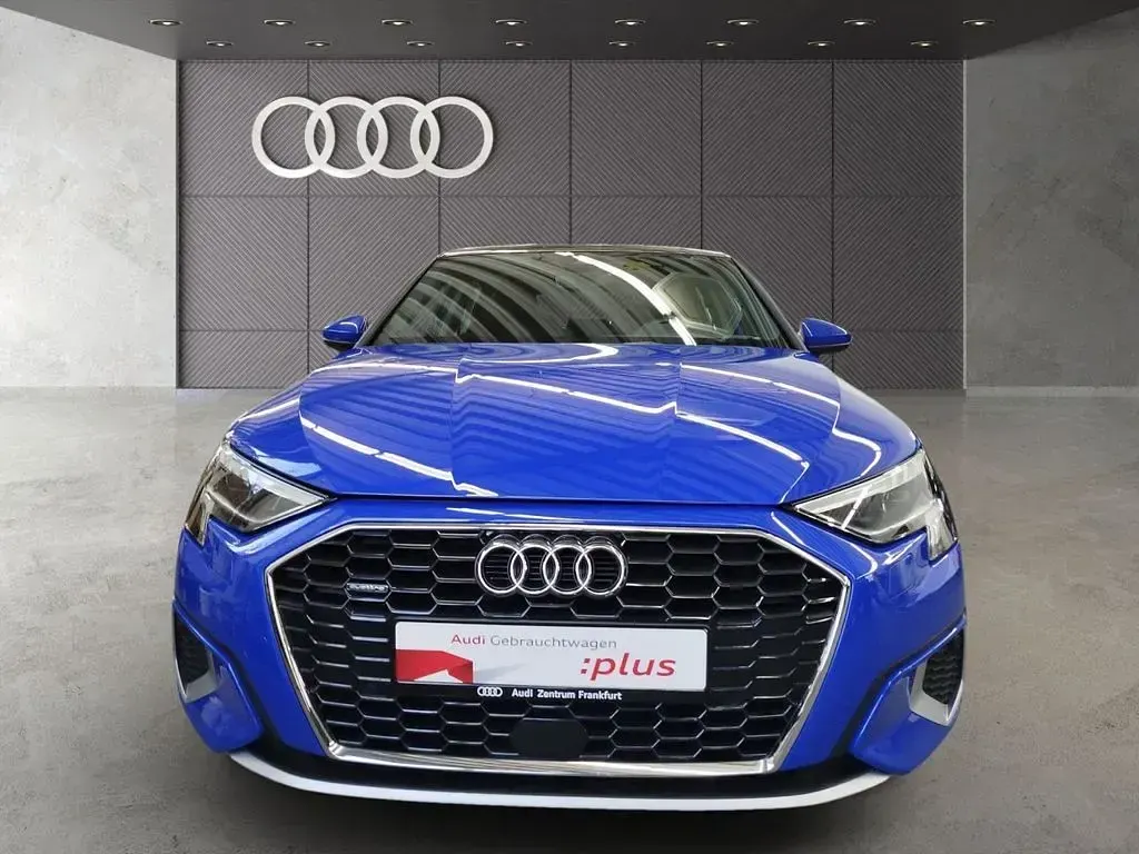 Gebraucht Audi A3 Advanced 190 PS (139 kW) 2023 Blau Limousine