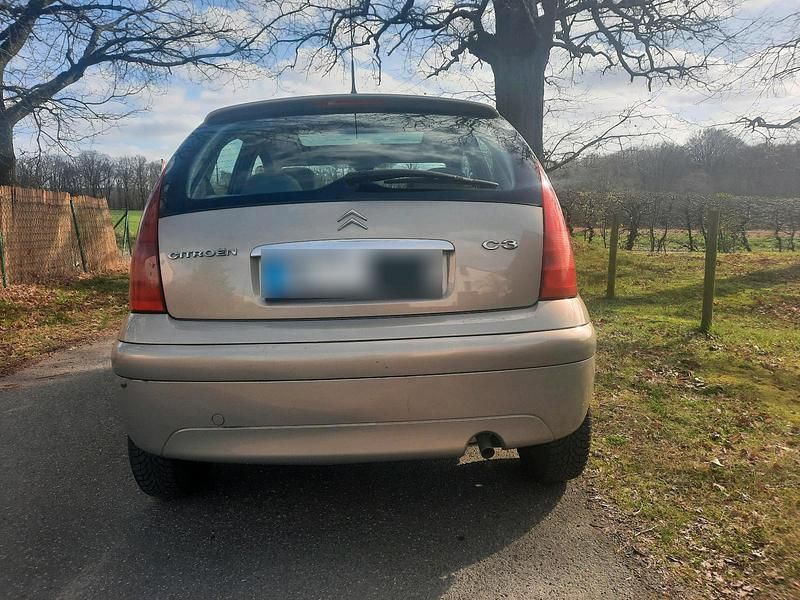 Gebraucht Citroën C3 Exclusive 73 PS (53 kW) 2004 Beige Limousine