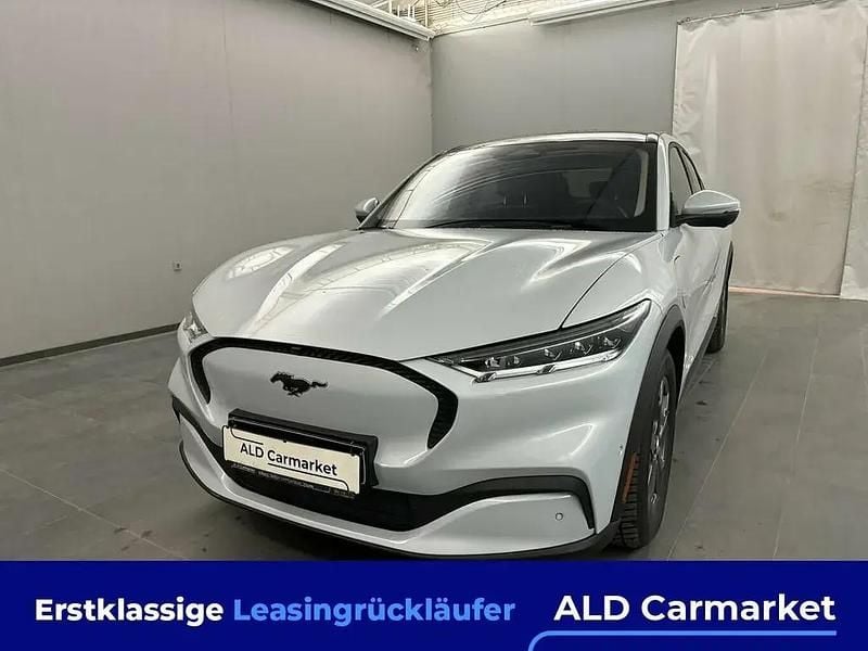 Weiß Gebraucht 2021 Ford Mustang Mach-E SUV | 24.980 € (Superpreis) - Bild 1/4