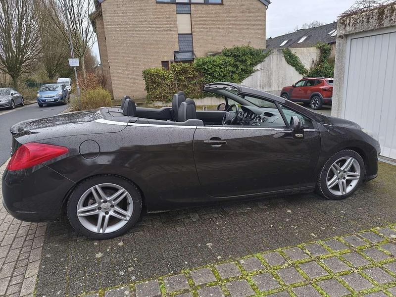 Gebraucht Peugeot 308 CC Premium 120 PS (88 kW) 2009 Braun Cabrio