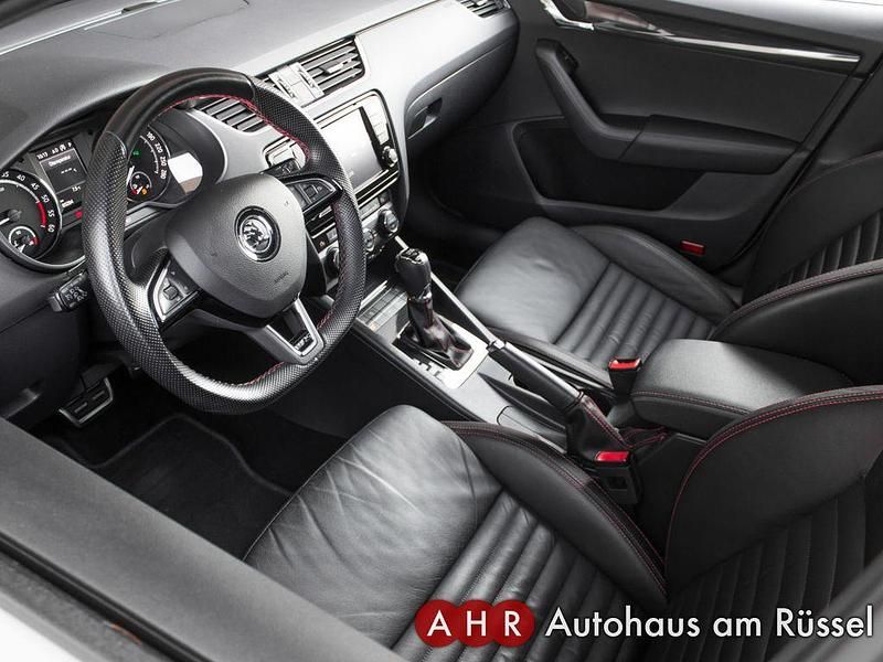 Gebraucht Skoda Octavia RS 184 PS (135 kW) 2016 Grau Kleinwagen