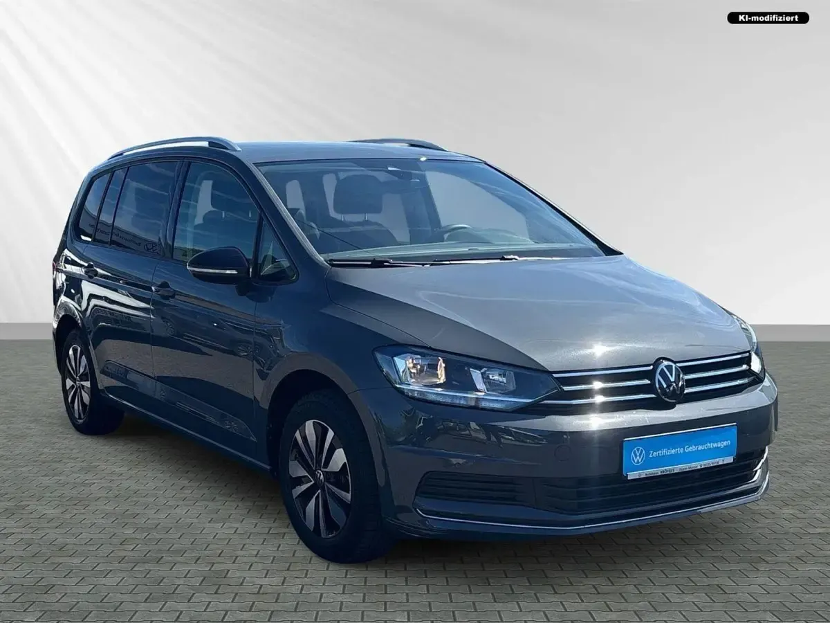 Gebraucht VW Touran Comfortline 150 PS (110 kW) 2025 Grau Van / Kleinbus