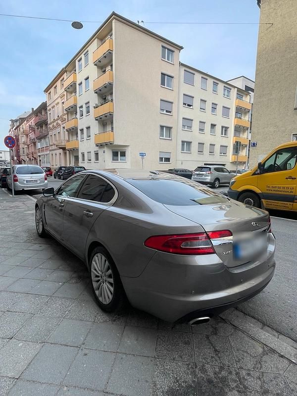Gebraucht Jaguar XF 275 PS (202 kW) 2009 Gold Limousine